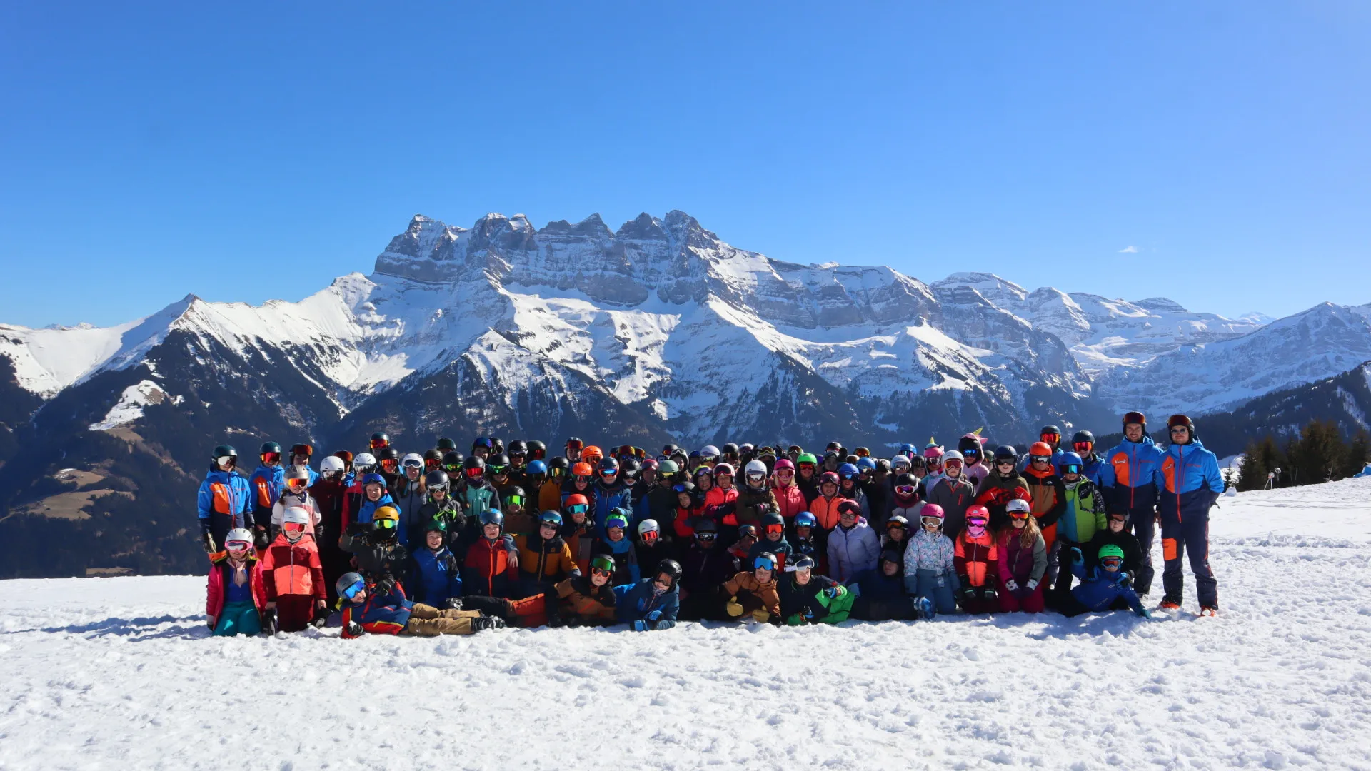 Photo de groupe du camp morgins 2025